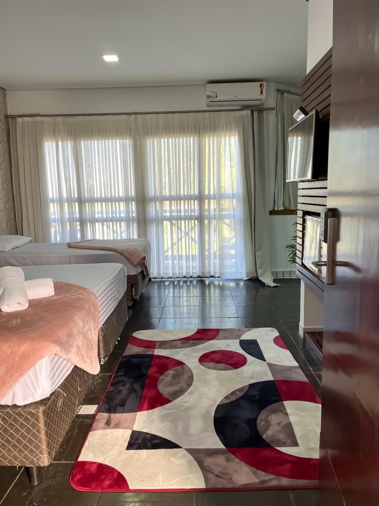 Park Hotel Modelo 피냐우지뉴 외부 사진